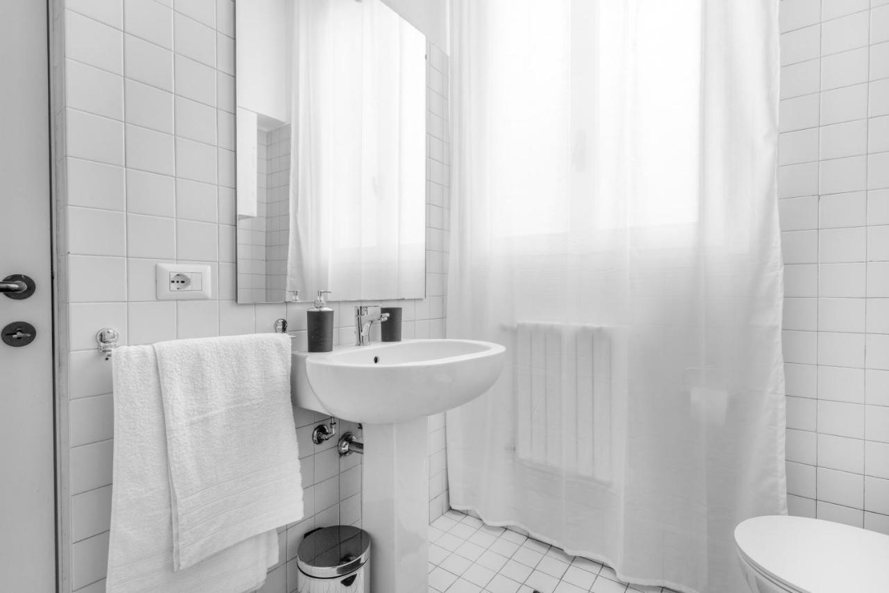 Duomo 7 Minuti Exclusive Apartment Vercelli 米兰 外观 照片